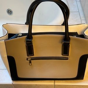 Mossimo double handled bag with gold hardware